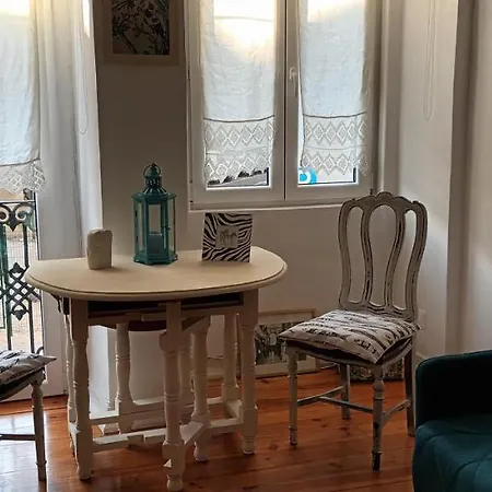 April Bridge House Appartement