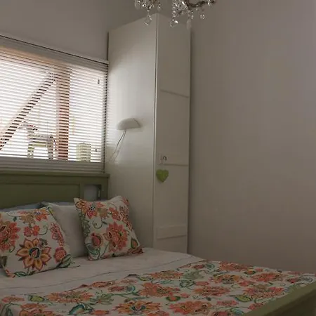 아파트 April Bridge House *
