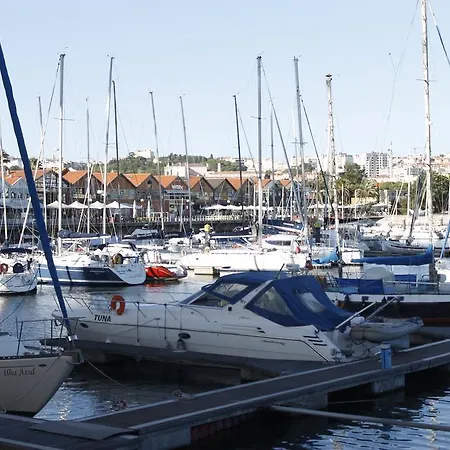 Διαμέρισμα April Bridge House *