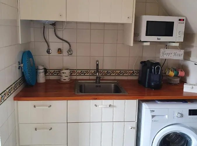 April Bridge House Apartament *