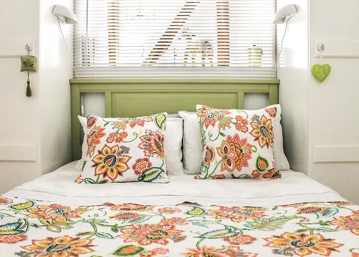 Apartament April Bridge House