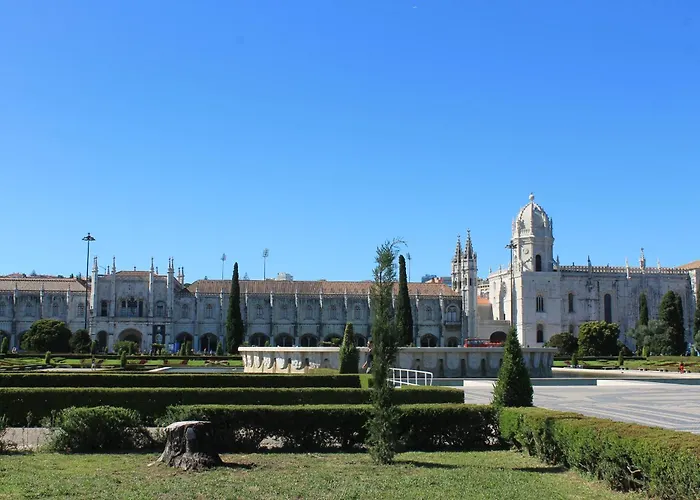 April Bridge House Apartament *