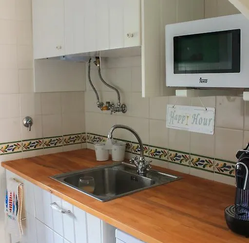 April Bridge House Apartament Lizbona