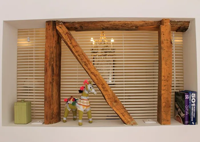 April Bridge House Apartament