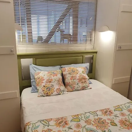 April Bridge House Apartamento Lisboa